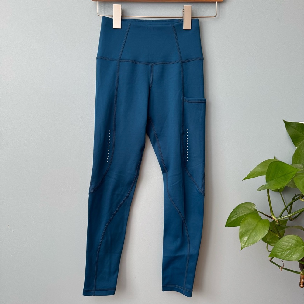 Sweaty Betty Therma 7/8 Length Running Leggings in Deep Blue. NWT. Women’s 2